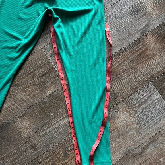 ALO Ribbed High-Waist 7/8 Blissful Legging  Ocean Teal Athletic Yoga Activewear - Picture 8 of 9